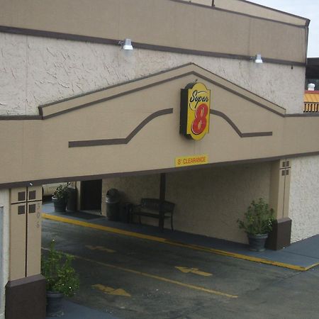 Super 8 By Wyndham Monticello Ar Motel Buitenkant foto